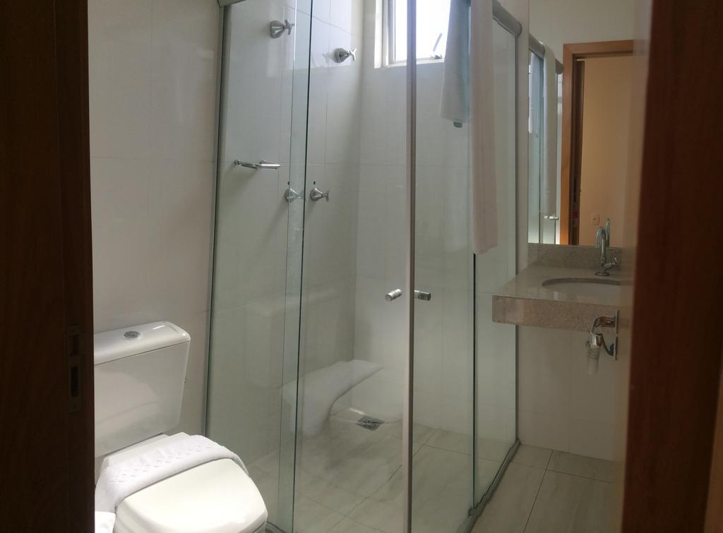 וספאסיאנו Lord Hotel Aeroporto Confins חדר תמונה