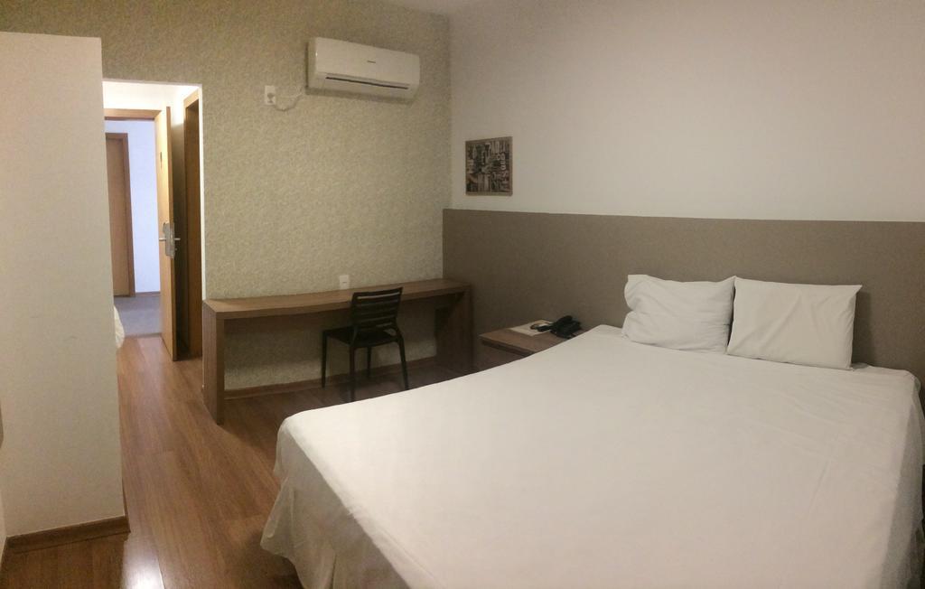 וספאסיאנו Lord Hotel Aeroporto Confins מראה חיצוני תמונה