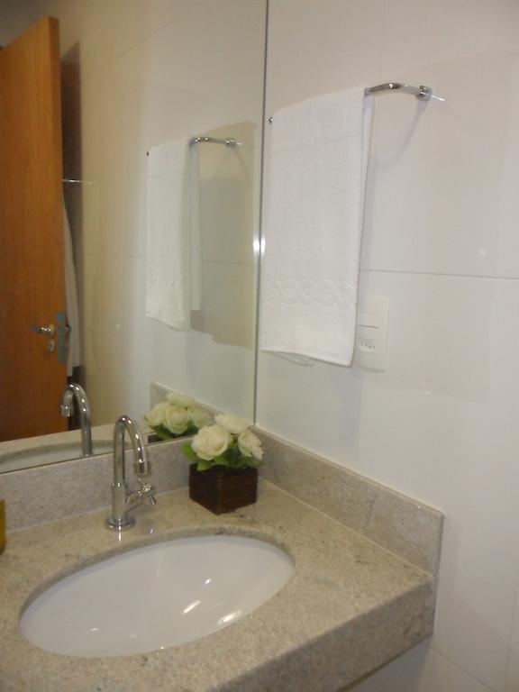 וספאסיאנו Lord Hotel Aeroporto Confins חדר תמונה