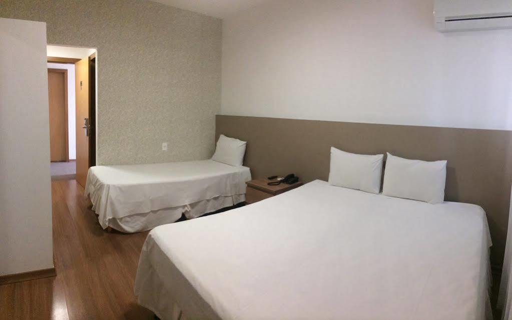 וספאסיאנו Lord Hotel Aeroporto Confins מראה חיצוני תמונה